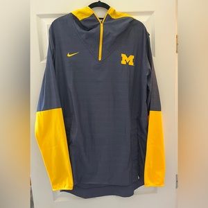 Nike U of Michigan Wolverines Repel Mens Zip Hoodie Jacket Size LT *Like New*!